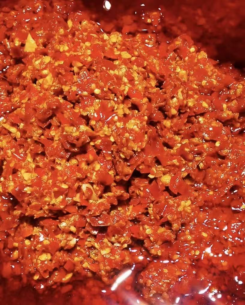 居味鲜 蒜蓉剁椒酱  700g / 瓶