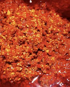 居味鲜 蒜蓉剁椒酱  700g / 瓶