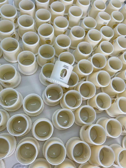 【秒杀价已调 直接拍】野兽派“女人花” 玲珑钟罩 植萃精油 香薰蜡烛 扩香晶石 香氛礼盒 生日礼盒 商品图8