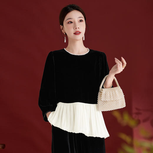 QS原创秋季女士时尚百搭真丝丝绒圆领下摆拼接长袖上衣1381 商品图1