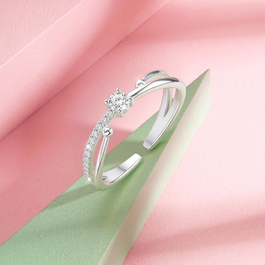 卡蒂罗/KADER 星轨交织戒指 恋爱羁绊心心相惜闪耀精致设计镶嵌大颗闪锆爱意交织可调节素圈戒 小众设计甜美可爱 商品图1