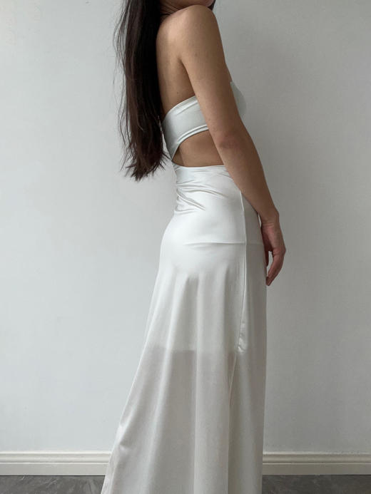 HAI｜33001 Strapless cut-off Maxi Dress  [ 抹胸镂空连衣裙 ] 商品图1