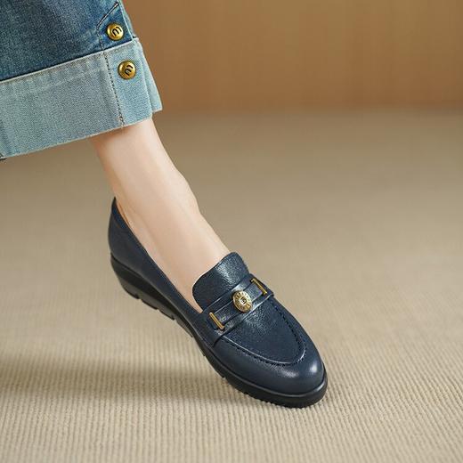 【预售5天】轻软！平底坡跟小皮鞋女春秋新款英伦黑色休闲厚底单鞋羊皮乐福鞋DTN&583-19 商品图3