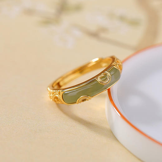 天然和田玉S925纯银镀金，青玉唐草纹镂空新中式戒指CW-JZ07291 商品图1