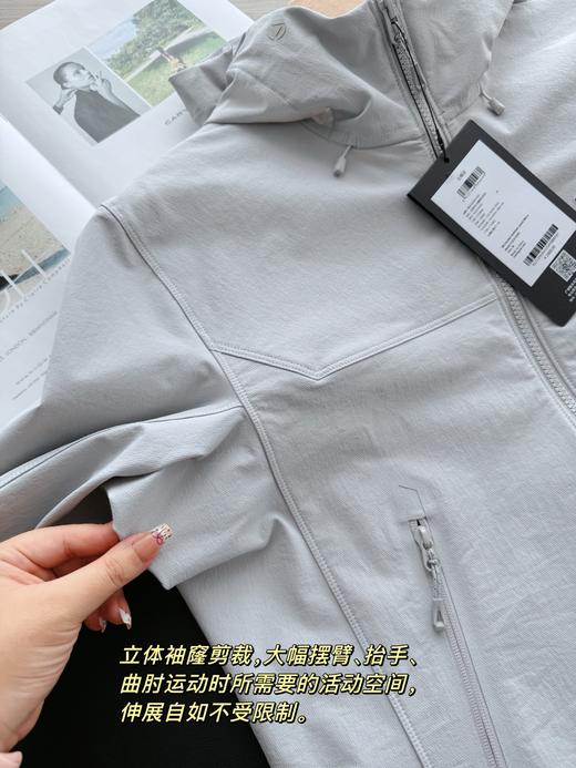 点此购买 凯乐石春秋季男士M8连帽软壳冲锋衣 bk 329471 商品图13