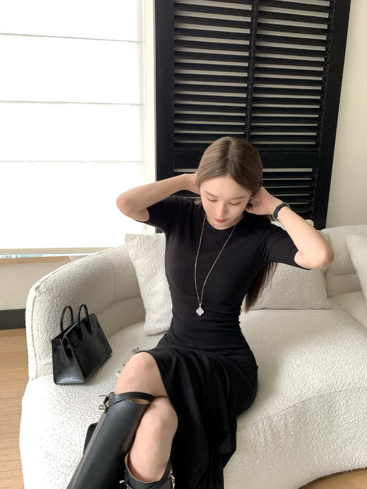 Read Nameless/黑色中袖气质长裙  2025/9/4 商品图13