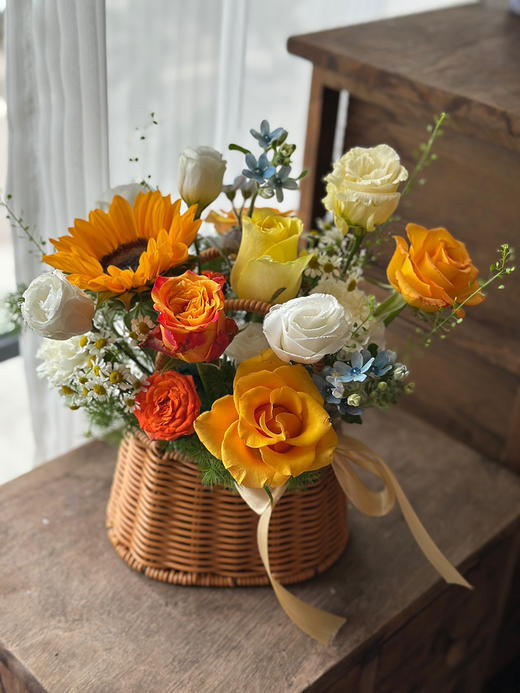 竹编手提蓝。高度28厘米 下单两篮可选择配送到家 只限一个收货地址 一篮请选择到店自提 商品图0