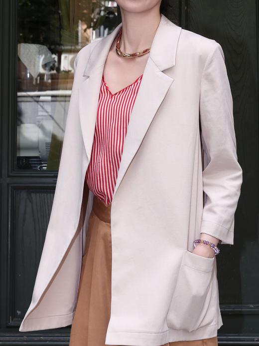 TYNVIE 七分袖前开式无里西装外套 - 卡其色 商品图5