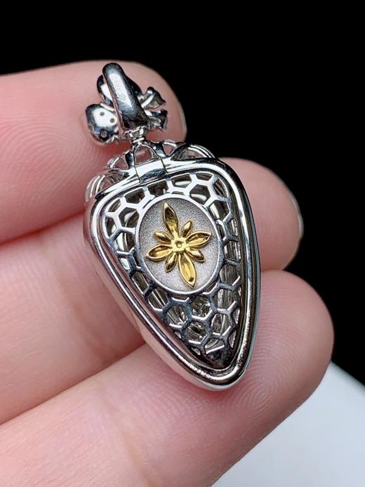 叶子翡翠吊坠 商品图2