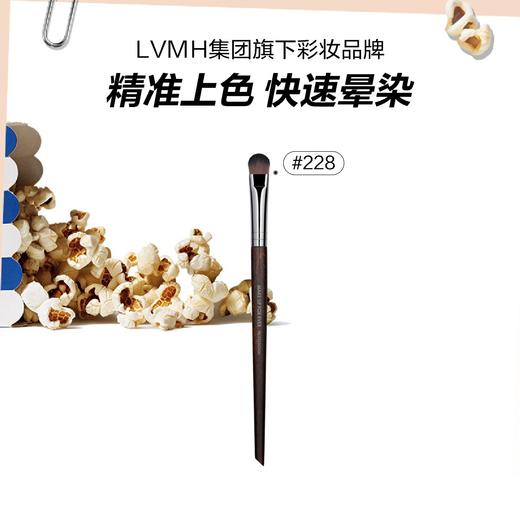 3548752062022 玫珂菲MAKE UP FOR EVER 【专业工具】精准上色眼影刷 快速上色进口刷具 商品图0