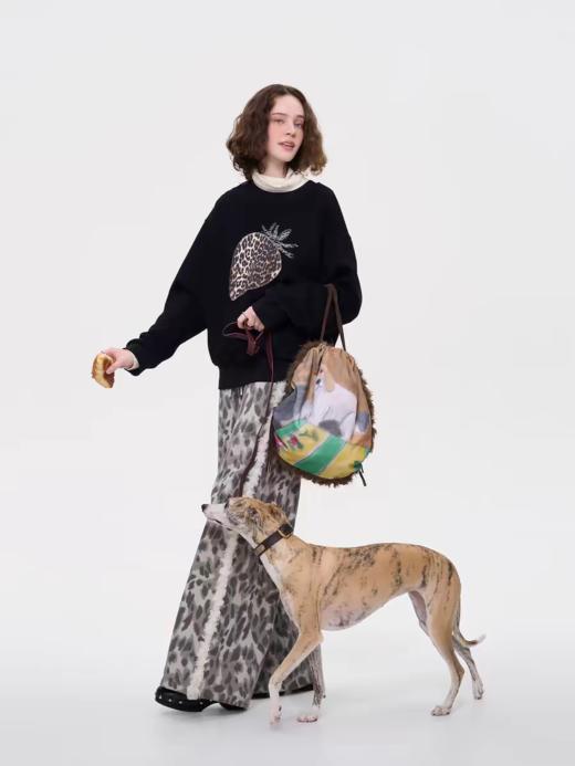 local tag/It24awk32/小狗的房间毛绒包 双面抽绳可调节斜跨单肩 商品图3