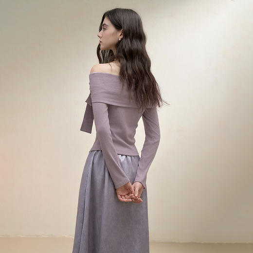 西遇法式温柔套装女秋季新款蝴蝶结针织T恤搭半身裙两件套V3051284 商品图4