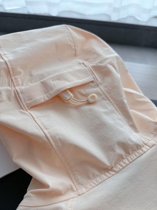 点此购买 凯乐石春秋季女士M8连帽软壳冲锋衣 bk 329484 商品图13