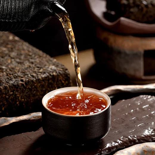 川红茶叶 川红非遗特级工夫红茶金奖85礼盒 橘糖香茶叶250g礼盒内含盖碗茶具 商品图3