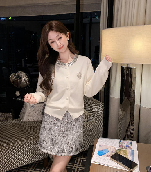 张心子【焦糖邂逅】千金感小香风亮片半身裙 U2412050 商品图10