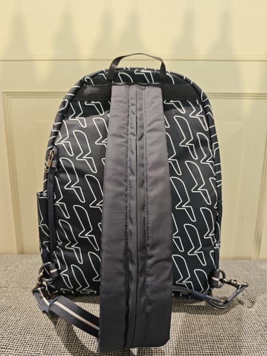 艾高 后背包中  BO652-F . 商品图1