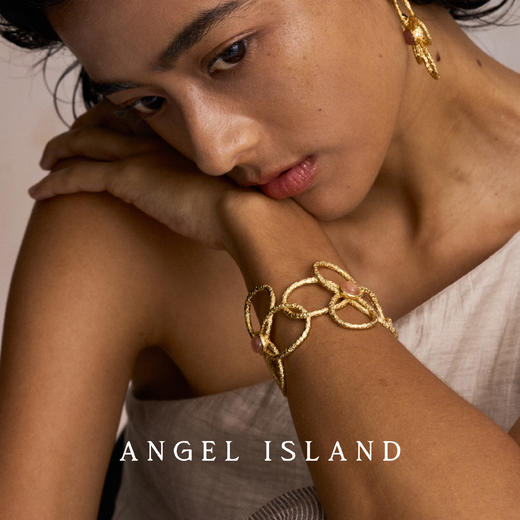 ANGEL ISLAND「露西亚Lucia」镂空肌理花朵开口手镯 商品图7