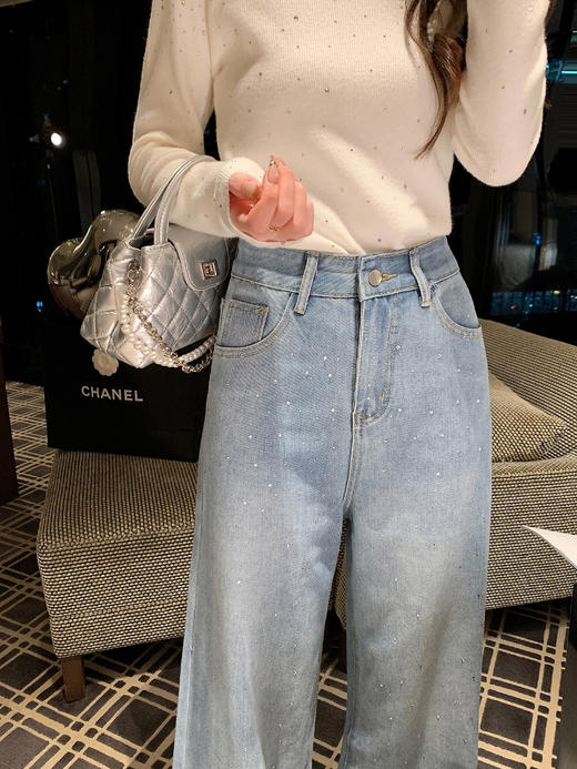 张心子【巴黎记事】软糯亮片圆领针织打底衫上衣 U2509033 商品图4