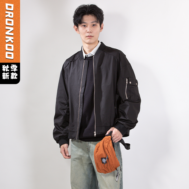DRONKOO 2025 棒球领斜口袋袋盖左袖金属拉链贴袋中厚夹克