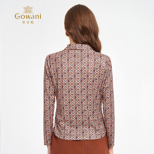 乔万尼2025秋季新品印花复古燕领长袖T恤衬衫ED3C326 商品图4