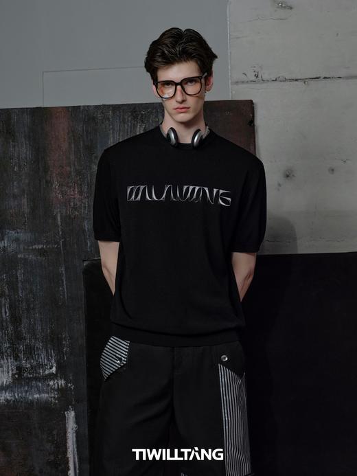 TIWILLTANG启世录“烬晨乌迹”立体高周波针织衫时尚字母短袖t恤 商品图3