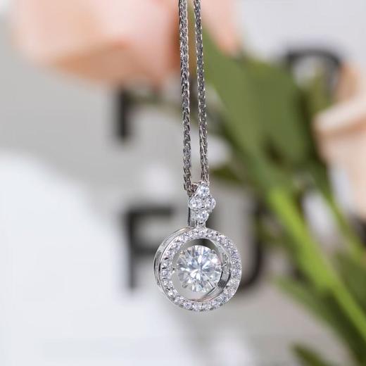 附证书💗【莫桑钻饰品专场】戒指开口可调节，项链60总长！莫桑钻折射率是2.69（钻石是2.42），所以莫桑钻的火彩比钻石还要闪亮耀眼！密镶莫桑钻，轻奢高级戒指、方糖项链~配件S925银 商品图11