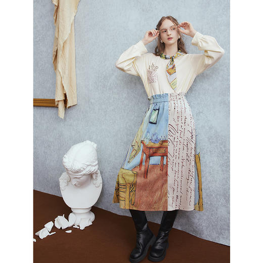两三事梵高文艺 幻想彼岸 2025秋季新款法式印花木耳边拼接半身裙 商品图2