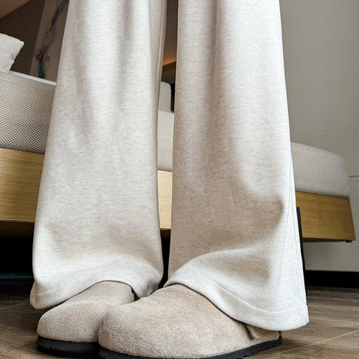 【个性时髦！柔软舒适】时尚减龄，糯米裤加绒阔腿裤子女秋冬季新款高腰宽松显瘦休闲裤慵懒风拖地裤。rb 商品图2