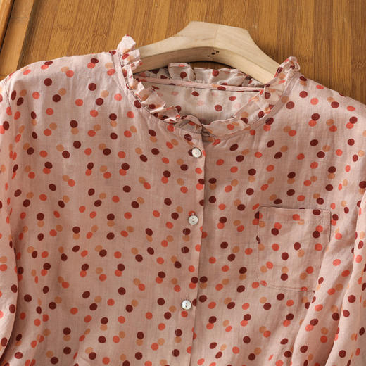 B106-895新款2025简约波点衬衣休闲宽松木耳边立领T恤妈妈衫女 商品图1