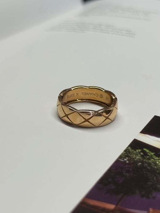 TB31-CHANEL香奈儿 COCO CRUSH 菱格纹 窄版 无钻 戒指 男女同款情侣款 玫瑰色 (XK) 商品图4