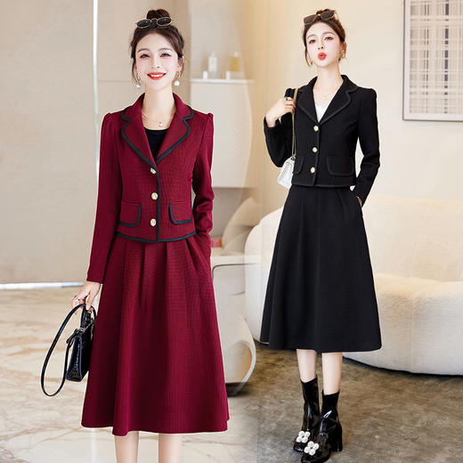 LDB7103秋季时尚气质黑白枣红优雅小香风收腰上衣裙子职业套装 商品图1