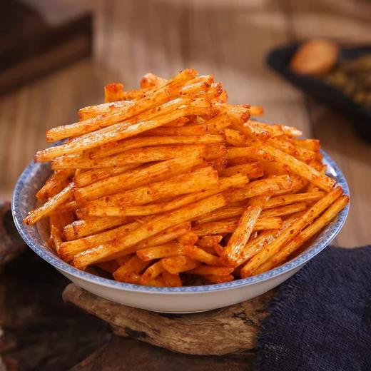 辣白菜味辣条20g/包经典怀旧麻辣面筋零食解馋休闲食品独立小包装 商品图2