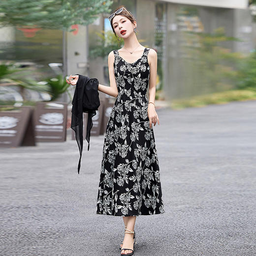 WZ52839夏季上新气质时尚简约优雅印花背带连衣裙搭小衫洋气减龄透气 商品图3