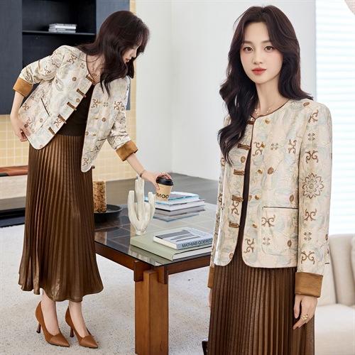 2025秋装新款重工刺绣撞色新中式短外套YJLY8609 商品图1