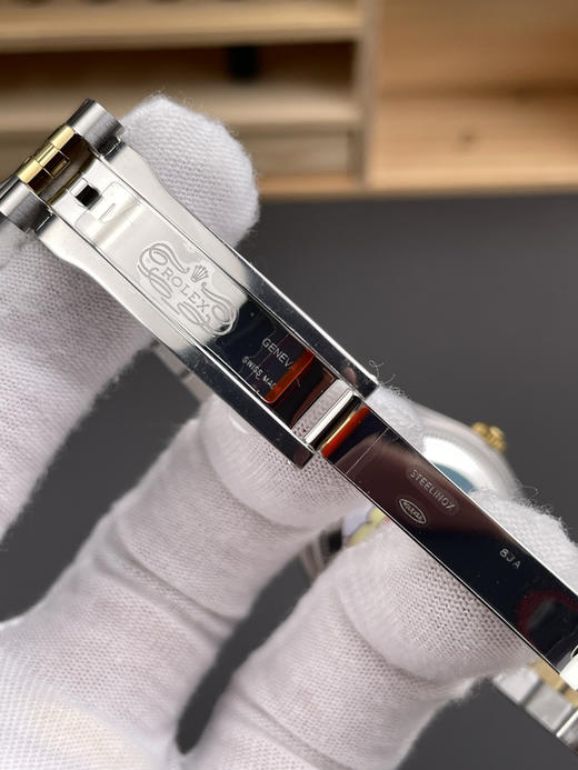 细节决定成败，18k包金版本ARF 31mm 整个手表基于正品original原版开模的super copy在复刻市场中，外观的相似度固然重要，但真正的高端复刻，不仅要“看上去像”，更要“戴上去真”❕ 商品图6