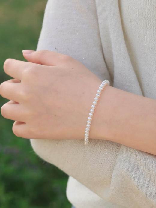 卡蒂罗/KADER  白月光手链 简约法式轻奢浪漫小众设计高级感弹力显气质手饰 莹润温柔灵动 商品图3