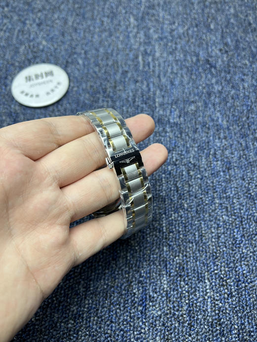 【新款大号40mm】浪琴名匠系列 间金钻面 男士腕表
机芯：进口西铁城 商品图6