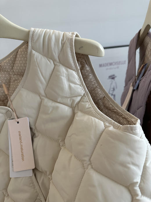 反季福利❗️气绒款/100%绵羊毛马甲男女款！秒杀市面同款，五防功能性面料，防风、防水、防钻、防坨、防污！大牌同款绗缝工艺！气绒版可轻柔模式机洗，羊毛版建议手洗 商品图5