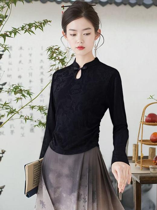 【秋上新】国风盘口镂空提花长袖小衫-喜出 商品图0