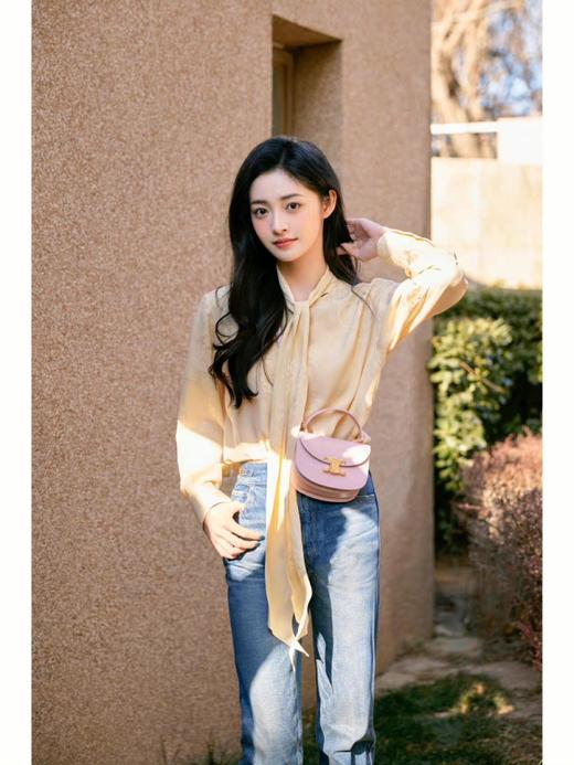 TY323-CELINE赛琳 FW22 Margaret 水洗直筒牛仔裤 女款 蓝色 (PG*MM) 商品图2