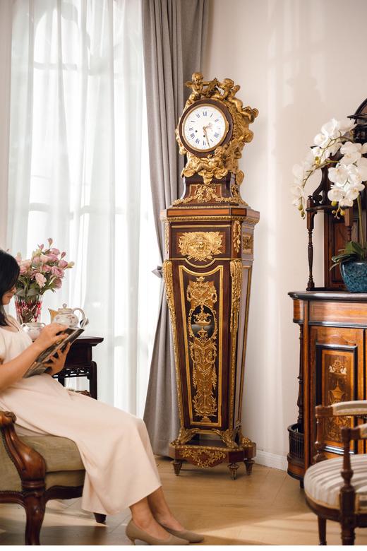 独角鹿西洋古董 19世纪法国出品路易十五风格铜鎏金精雕装饰硬木镶嵌大型落地钟 商品图1