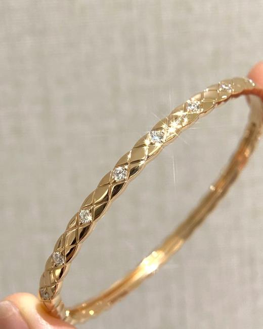 TB35-香奈儿菱格纹半钻手镯（XJ） 商品图4