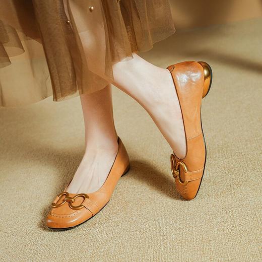 【预售5天】头层牛皮圆方头低跟浅口马衔扣平底四季鞋单鞋女PS&PS3295 商品图4