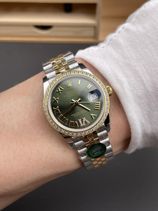 细节决定成败，18k包金版本ARF 31mm 整个手表基于正品original原版开模的super copy在复刻市场中，外观的相似度固然重要，但真正的高端复刻，不仅要“看上去像”，更要“戴上去真”❕ 商品图8