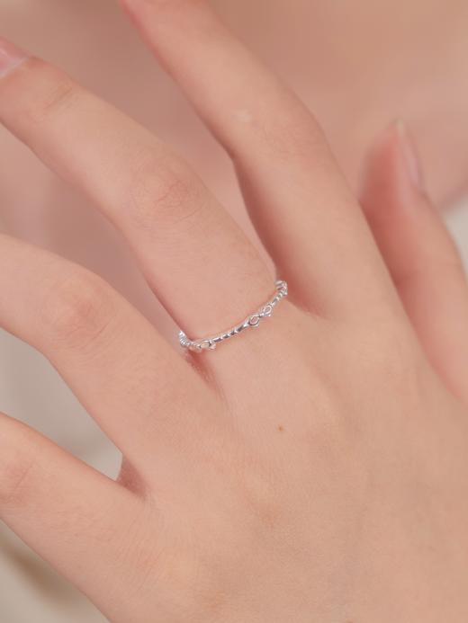 卡蒂罗/KADER  流光蝴蝶结女戒 少女甜美蝴蝶结小众气质精致日常高级感素圈开口戒 小香风浪漫翩翩起舞恋爱告白 商品图4