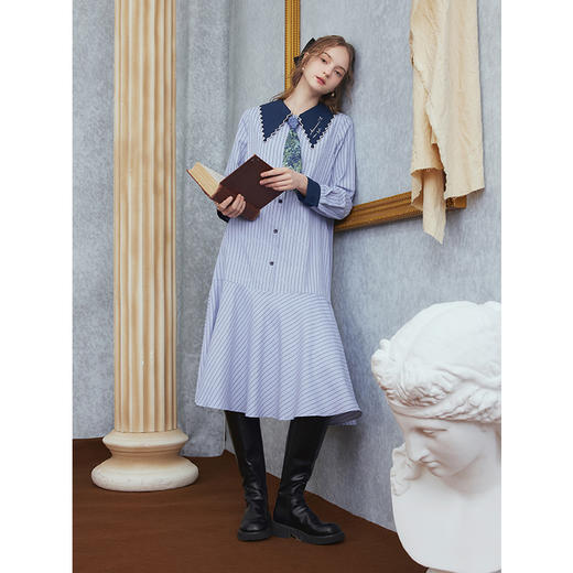 两三事梵高文艺 海上花 2025秋季新款印花领带刺绣翻领条纹连衣裙 商品图1