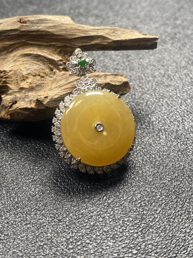 【FC0176】18K金镶嵌翡翠黄翡平安圆牌吊坠 水润光泽  玉质细腻 款式精致