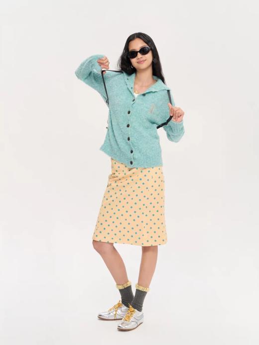 heris/H53105/银色雪人刺绣 粉彩色杂花圈圈纱 慵懒宽松毛衣开衫 商品图1