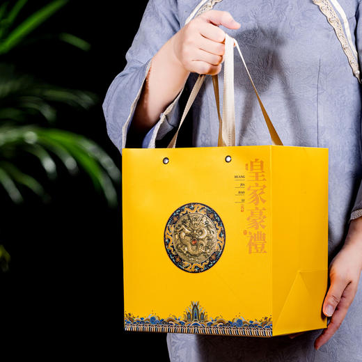  佰儒节日礼品 特级 新茶 正山小种红茶茶叶陶瓷罐 礼盒装250g 商品图7