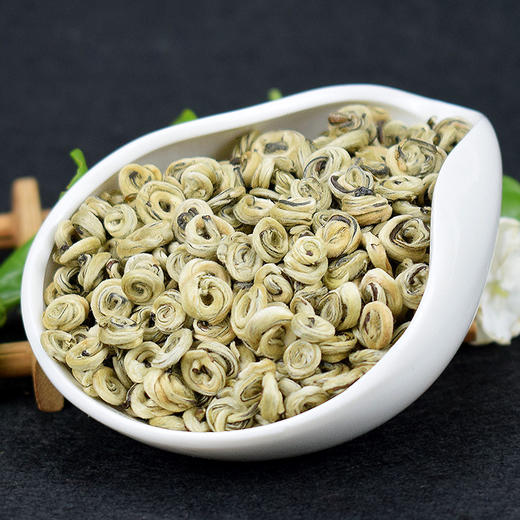 心选丨【支持试饮不满意全额退】六窨嫩芽国家地理保护标志产品广西横县茉莉花茶玉螺赠送礼品袋（125g*2罐） 商品图3